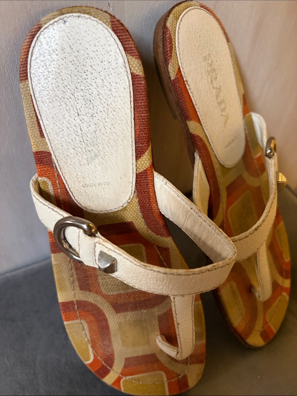 Prada Leather-Trim Slip-On Sandals in Orange geometric Print